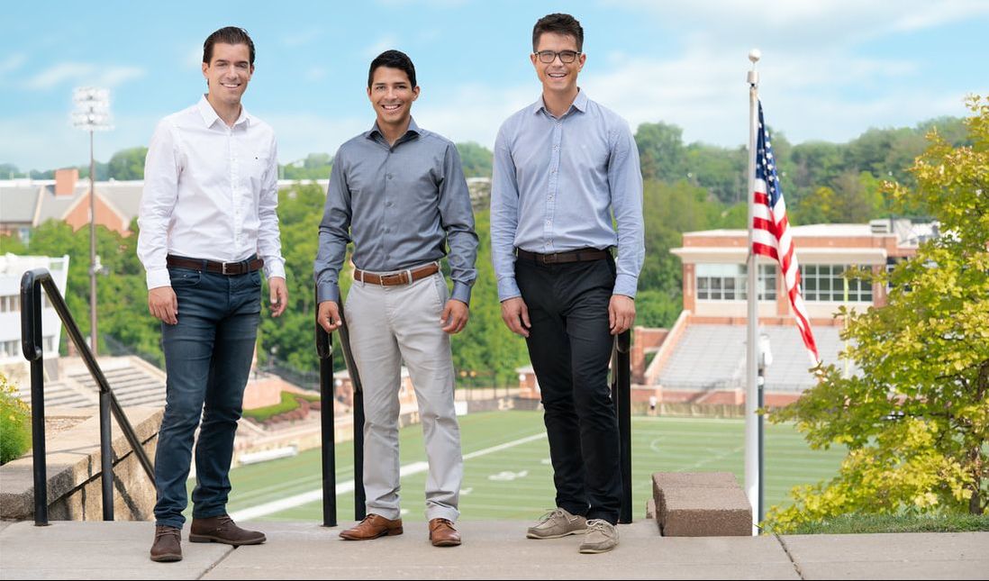 Epro 360 Gründer helfen beim Traum von einem USA-Studium, garantierte Stipendien